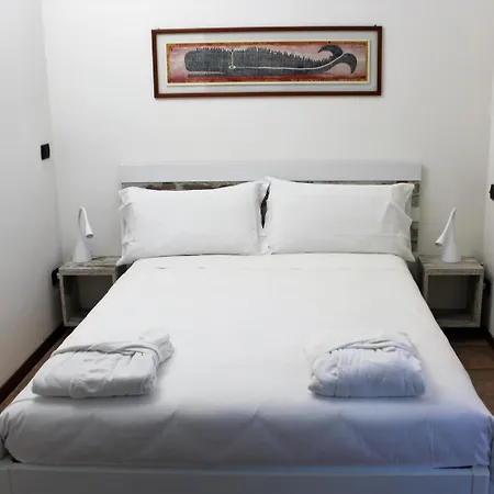 Apartamento House On The Shore Of *